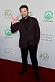 will smith joined by venus serena williams at producers guild awards 13