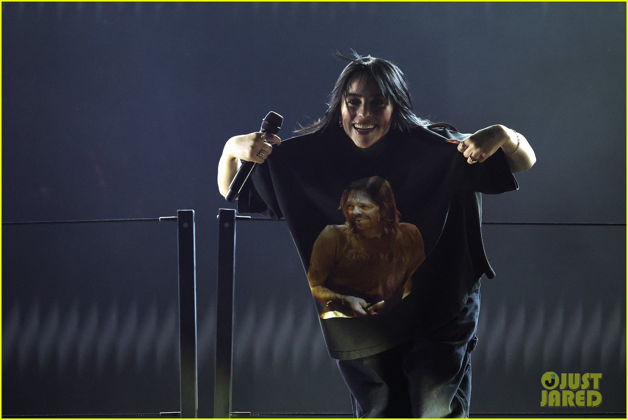 Billie Eilish Honors Late Foo Fighters Drummer Taylor Hawkins for Her