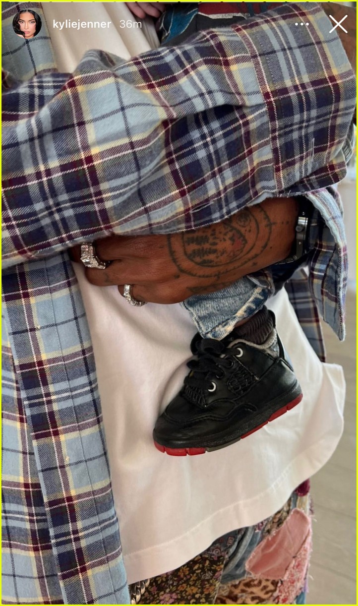 Kylie Jenner Shares a Glimpse of Her Baby Son During Family Easter