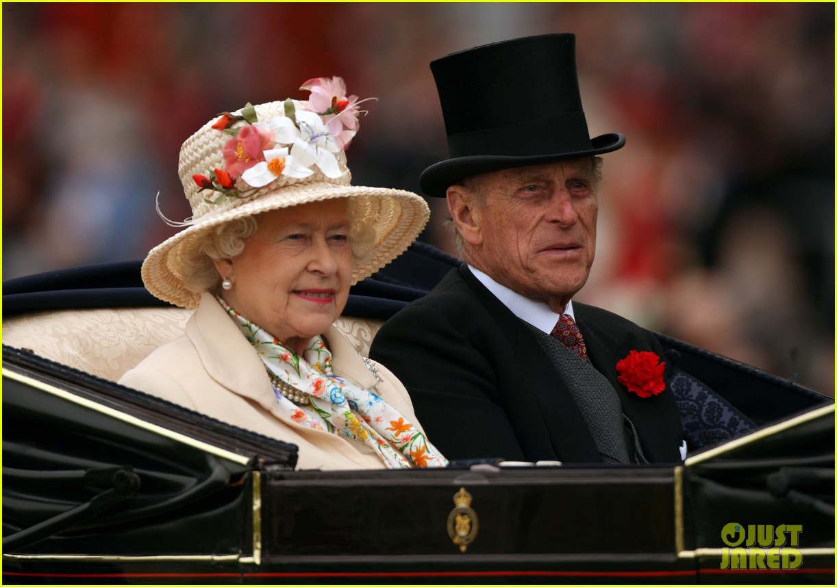 Queen Elizabeth Marks First Anniversary of Husband Prince Philip's