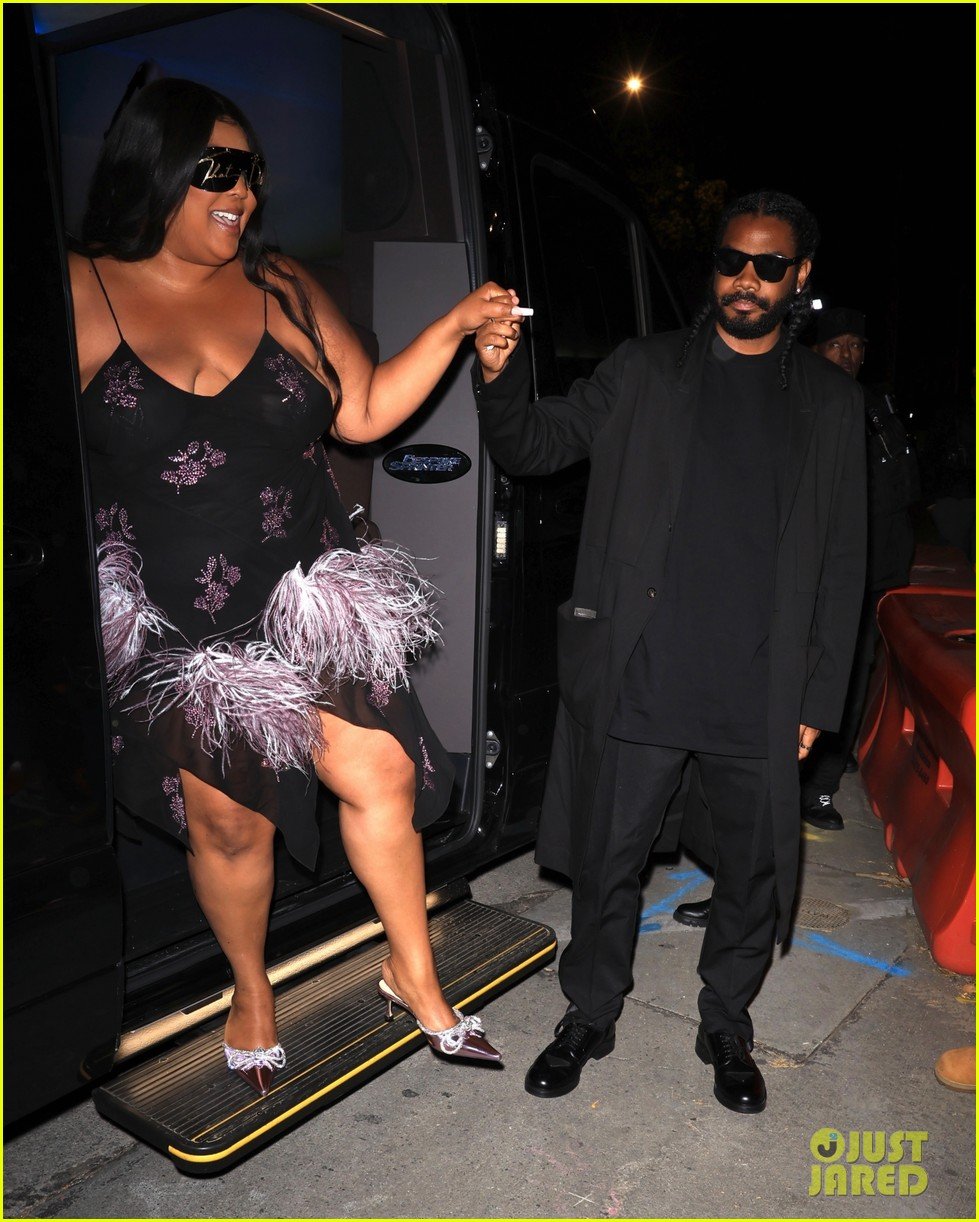 Lizzo Arrives at Her Birthday Party in WeHo with Her Boyfriend! Photo