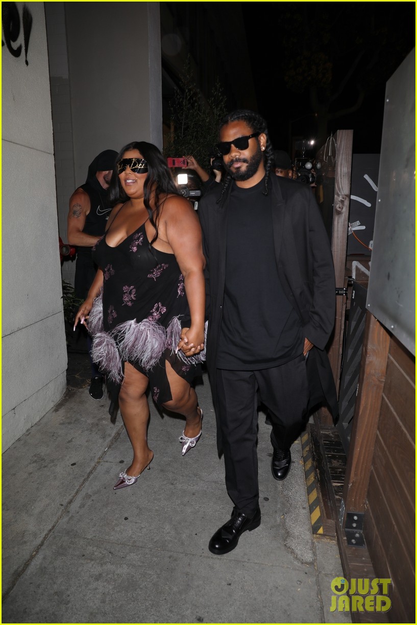 Lizzo Arrives at Her Birthday Party in WeHo with Her Boyfriend! Photo