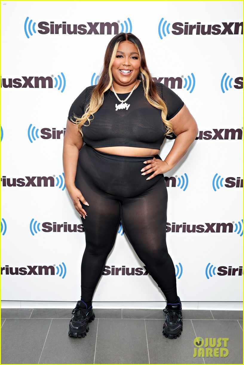 Lizzo Dishes On Her Friendship With Adele: 'She's So Supportive