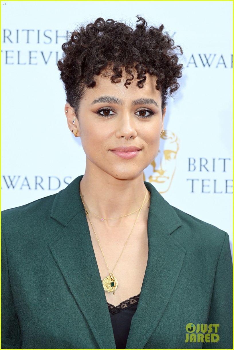 Nathalie Emmanuel Tears Up While Chopping Off Her Hair in Emotional(02)
