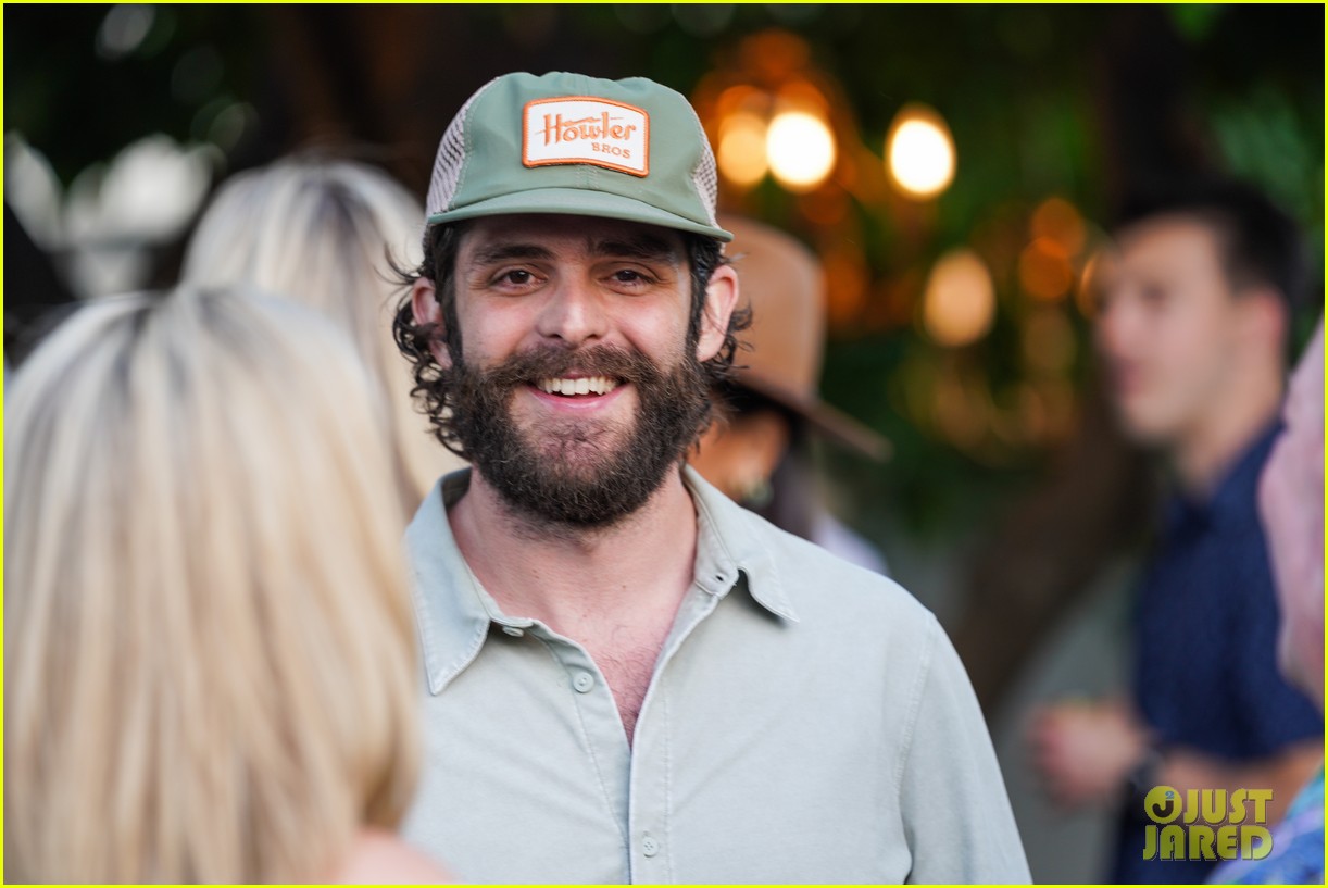 Thomas Rhett Surprises Fans at Stagecoach By Bringing Out Ashton