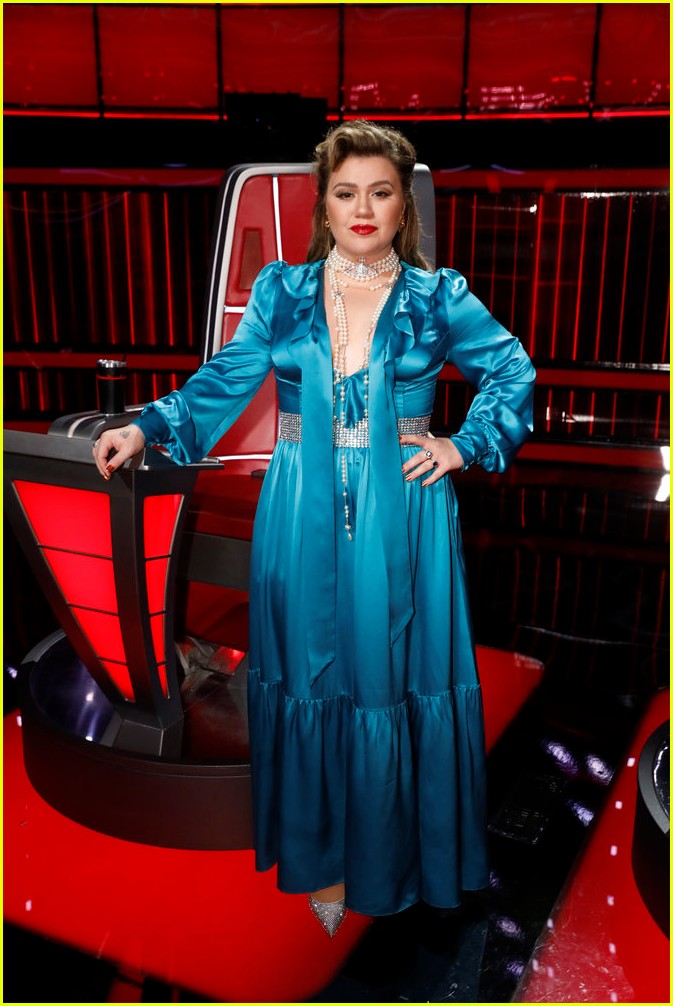 kelly clarkson missing from the voice announcement 174757923