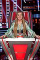 kelly clarkson missing from the voice announcement 01