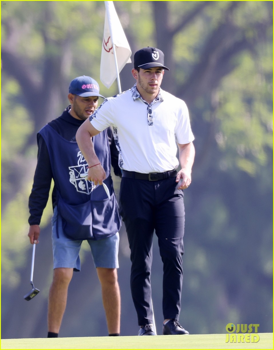 nick jonas spends the day playing golf with daren kagasoff 304760776