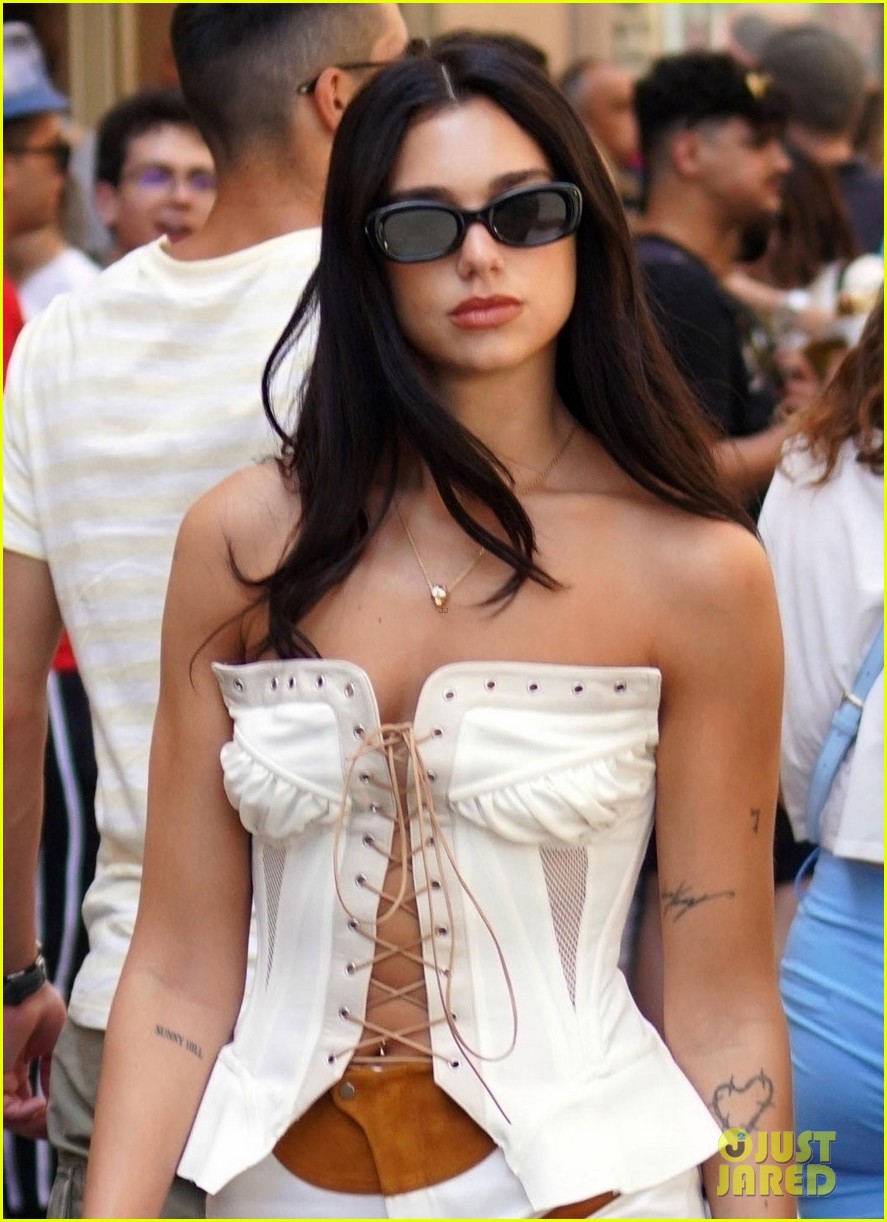 dua lipa cutout pants corset sightseeing in florence 044767415