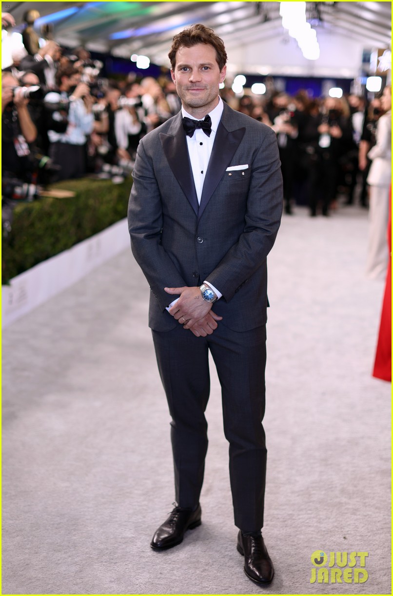 Jamie Dornan Celebrates His 40th Birthday with a Backyard Rodeo See(02)