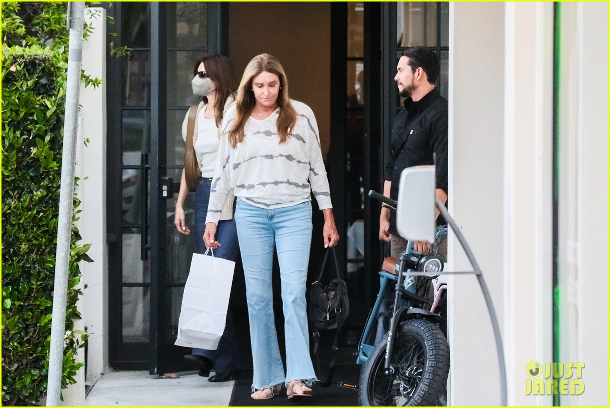 kendall jenner meets up with caitlyn jenner for lunch 544766920