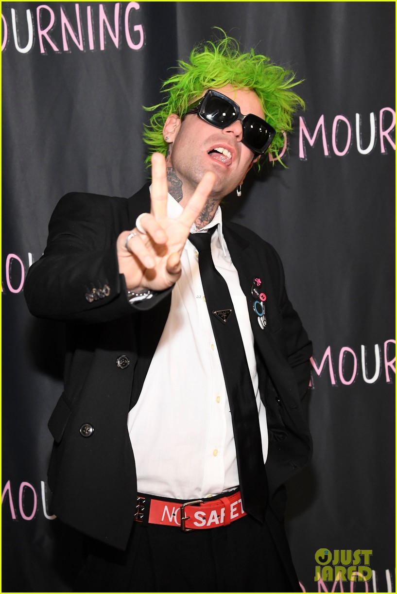 Machine Gun Kelly Lights Up at 'Good Mourning' Premiere with Fiancee