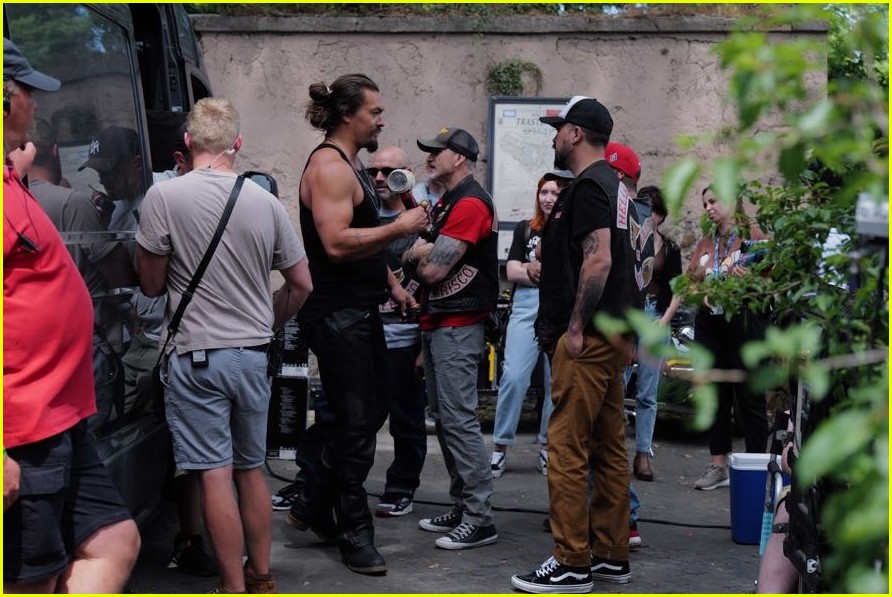 jason momoa going to final shoot day in rome 074757802