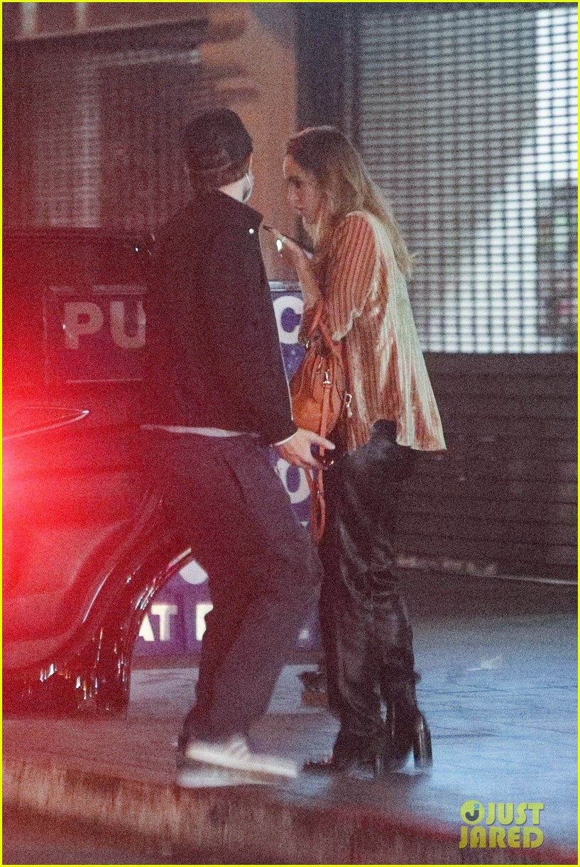 Robert Pattinson & Suki Waterhouse Celebrate After Her Concert in