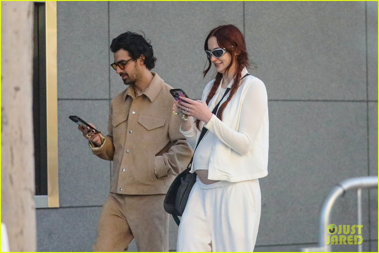 Sophie Turner Flashes Bare Baby Bump While Shopping with Joe Jonas