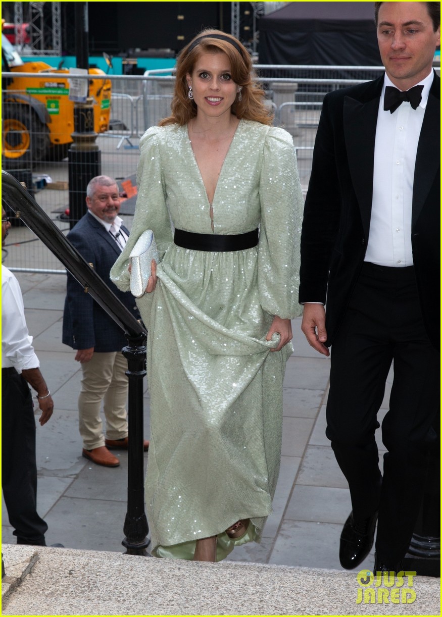 princess beatrice and husband at event 014780930