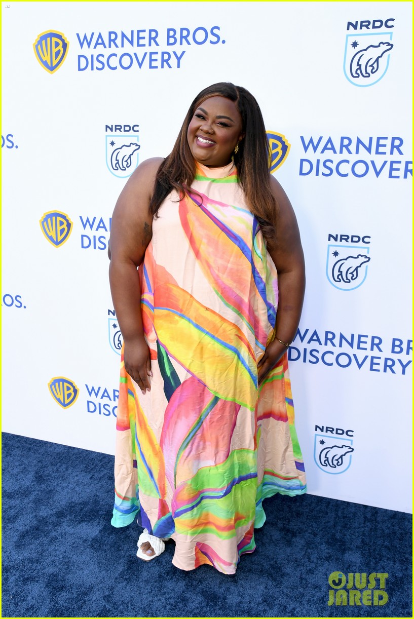 Julia LouisDreyfus Reunites with 'Veep' CoStar Tony Hale at NRDC's Night of Comedy Benefit