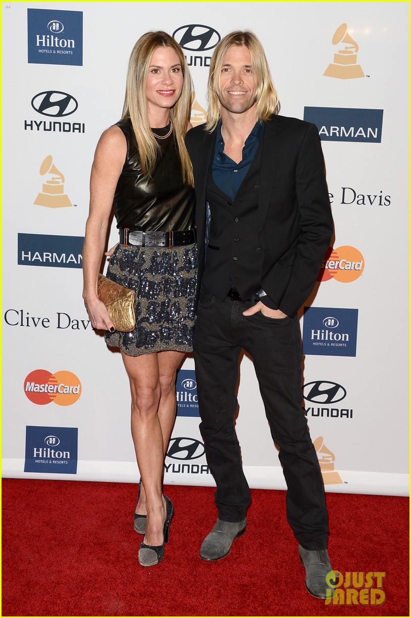 taylor hawkins wife alison shares first statement since his death 014772217