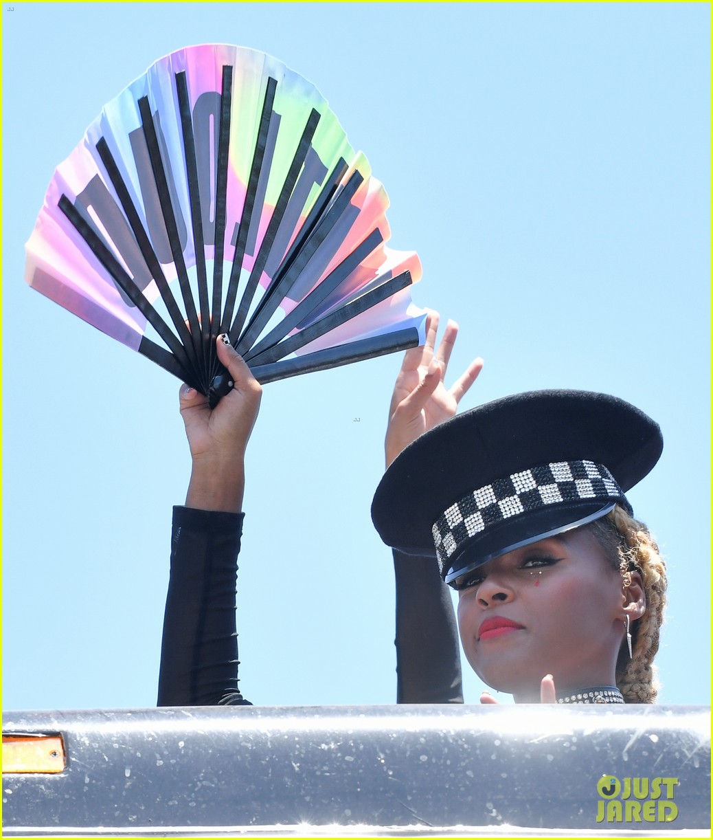 Cardi B & JoJo Siwa Have Tons of Fun at West Hollywood's Pride Parade