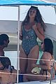 robin thicke shirtless on a boat 05