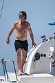 robin thicke shirtless on a boat 09