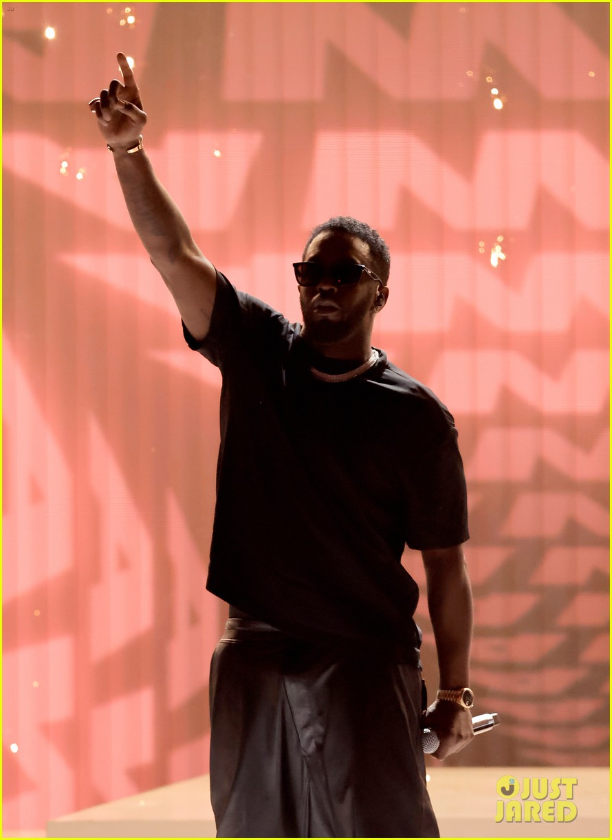 kanye west surprise appearance at bet awards to honor diddy 084782122