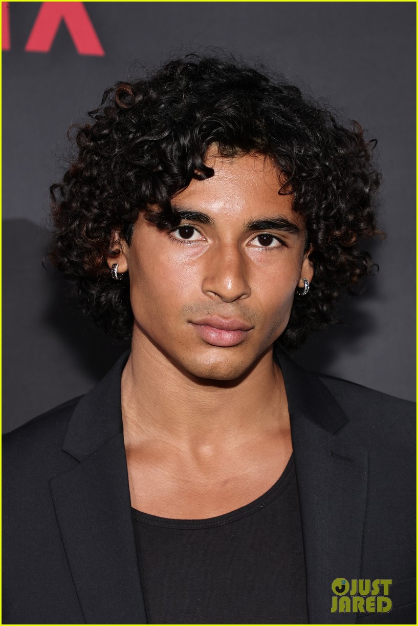 Geoffrey Owens's Son Jordyn Owens Makes Debut in Netflix's 'Uncoupled