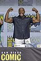 terry crews rips shirt off tales walking dead comic con panel 10
