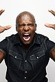 terry crews rips shirt off tales walking dead comic con panel 36