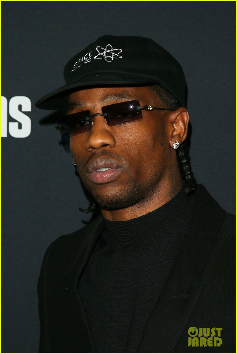 Travis Scott Halts His Coney Island Concert Over Crowd Safety Concerns