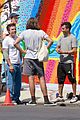 casey affleck mural painting 02