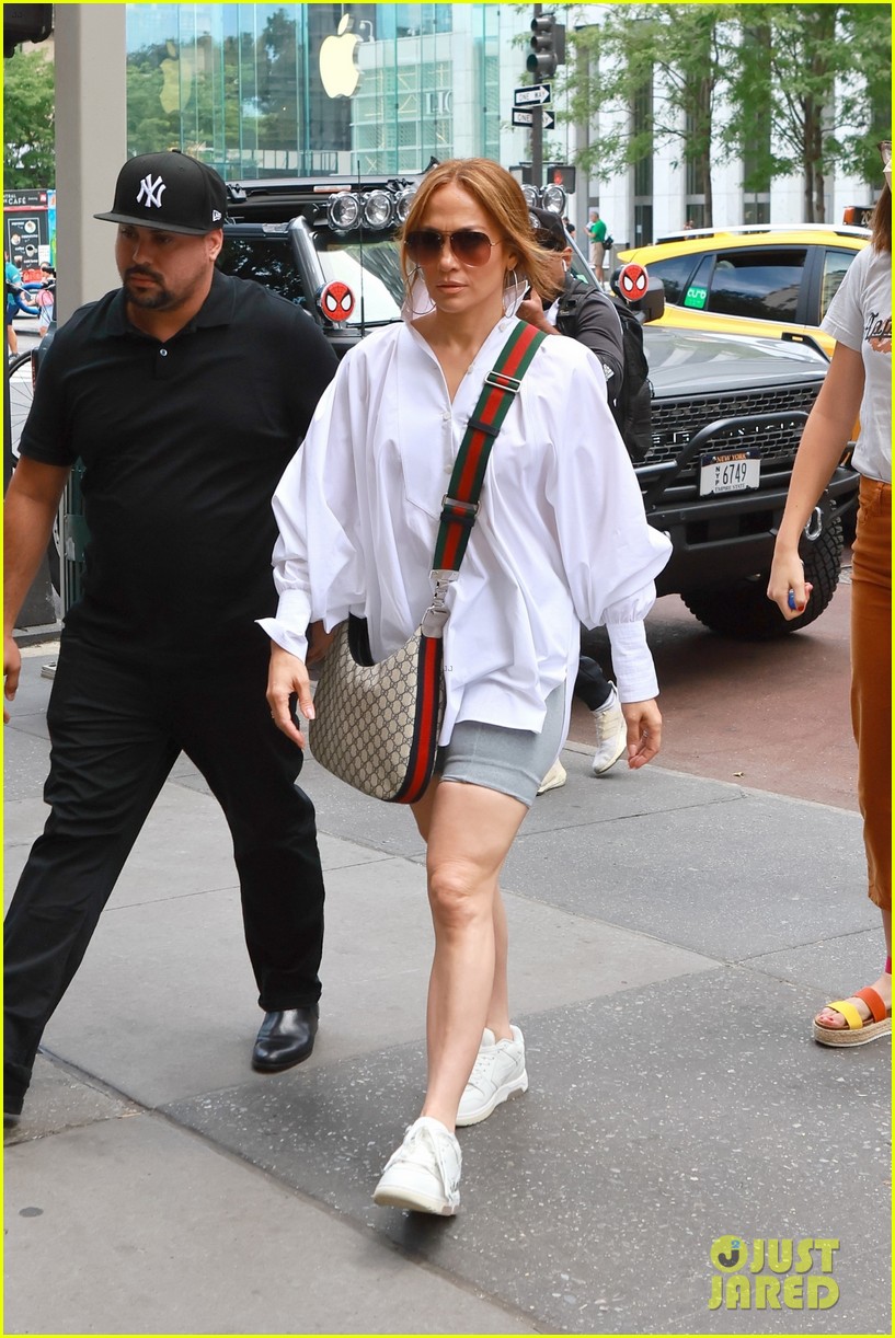 jennifer lopez ben affleck trip to nyc with some their kids 07