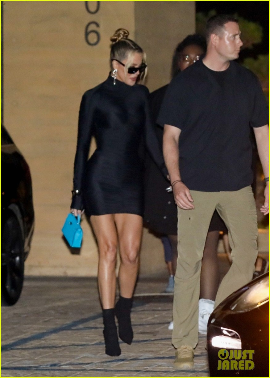 Khloe Kardashian Spotted Looking Glam at Dinner, Days After Confirming