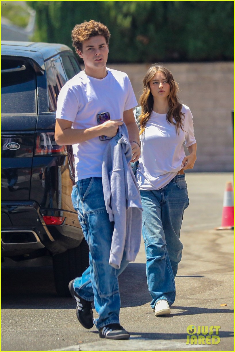 Heidi Klum's Daughter Leni Klum Spotted in Matching Outfits with