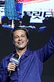 brad pitt aaron taylor johnson seoul press conference 41