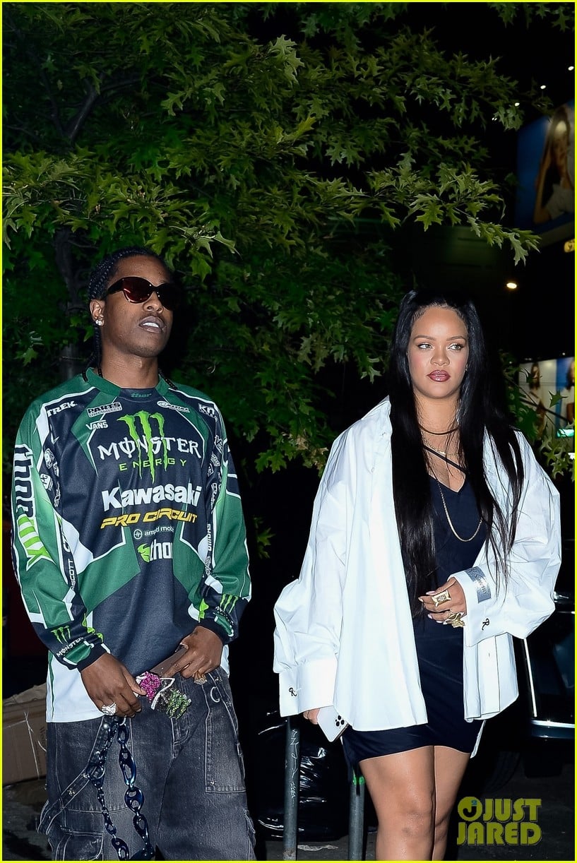 Rihanna & AAP Rocky Step Out for Dinner Date in NYC Photo 4801137