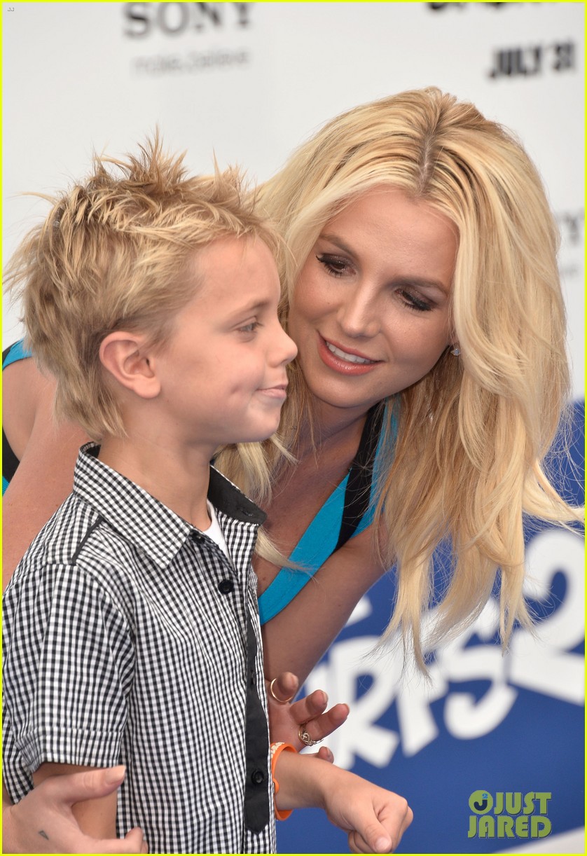 Britney Spears Wishes Her Two Sons Happy Birthday Amid Their