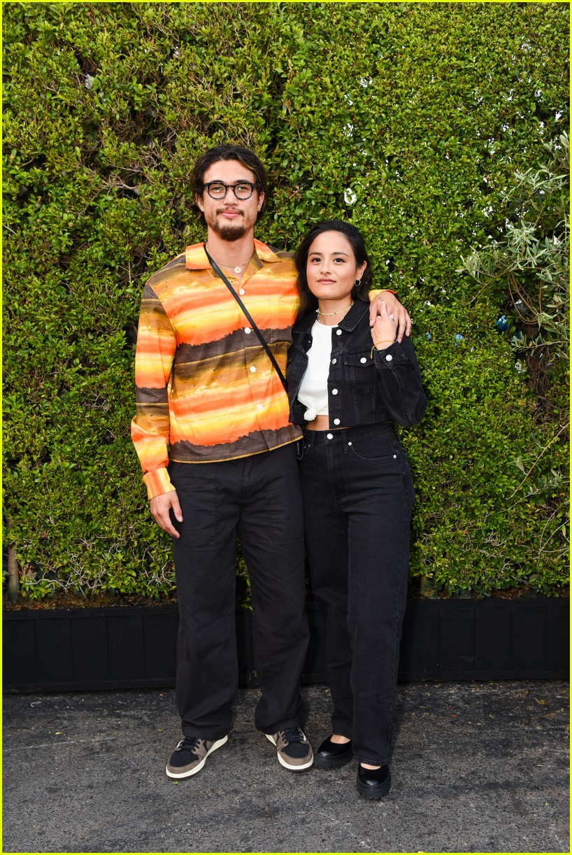 charles melton chase sui wonders couple up at madewell launch event 04