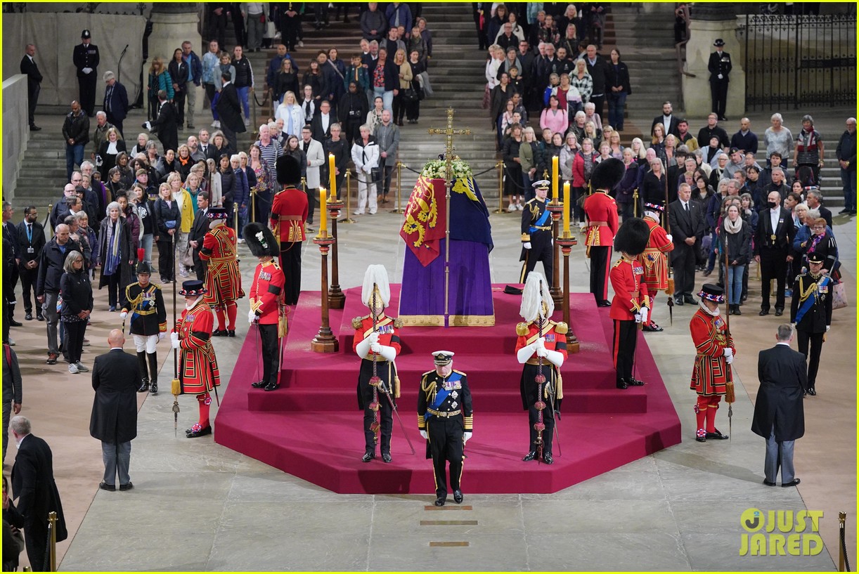 Queen Elizabeth's Four Children Stand Vigil at Her Coffin for 'Vigil of