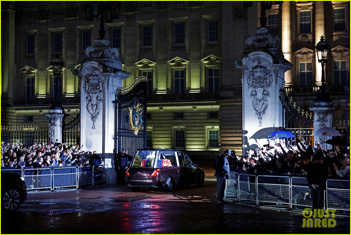 Prince Harry & Meghan Markle Spotted in Buckingham Palace for Queen