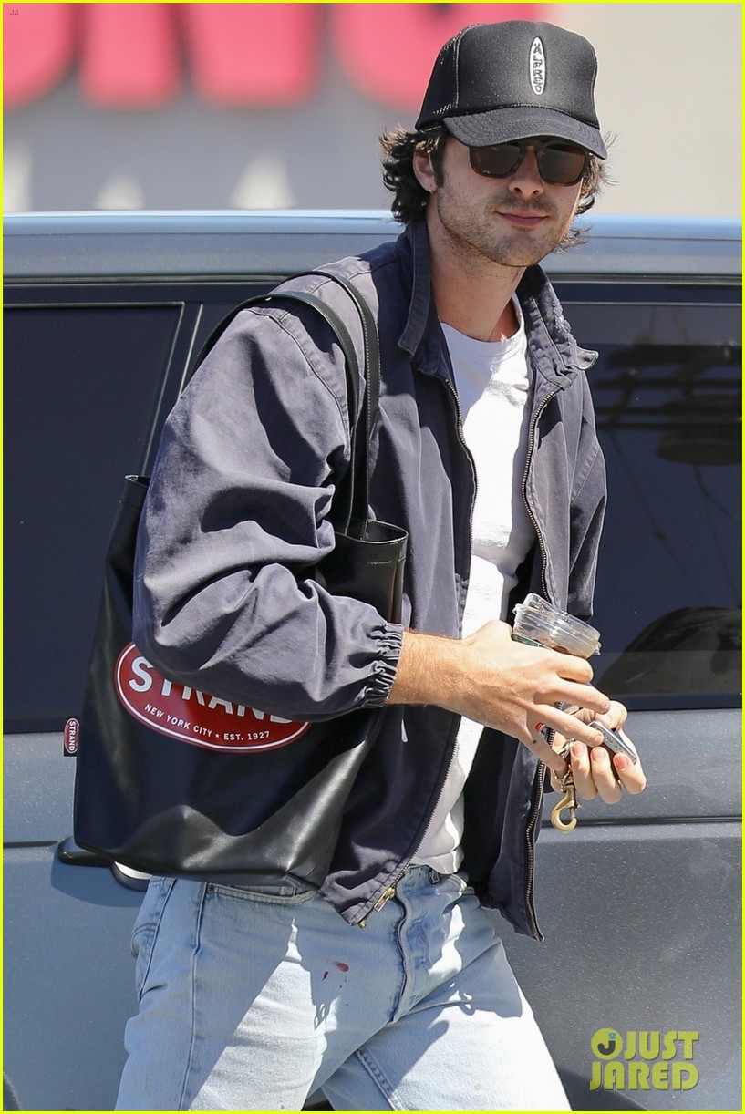 Jacob Elordi & Olivia Jade Seemingly Still Together, New Photos Reveal