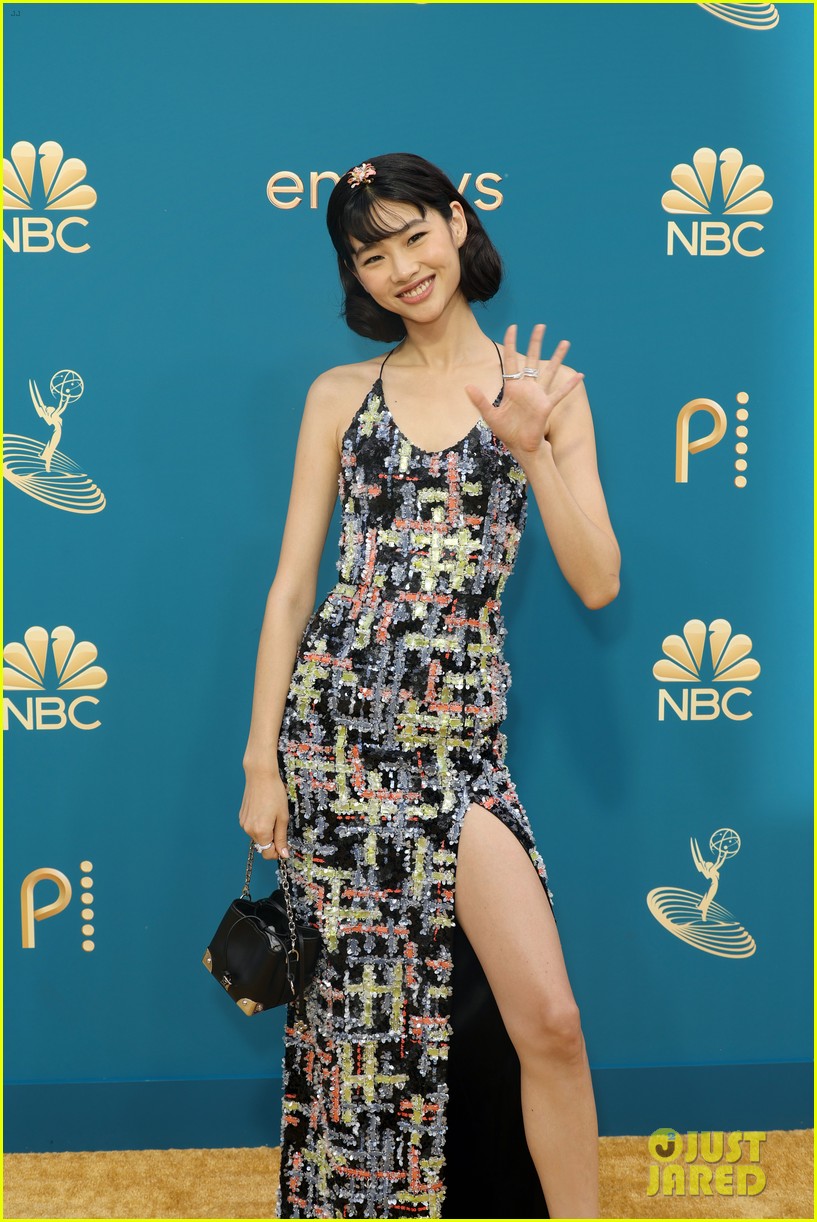 HoYeon Jung & Lee Jungjae Bring 'Squid Game' to Emmy Awards 2022