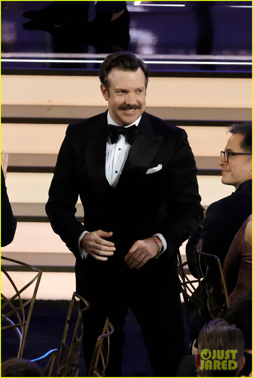 jason sudeikis gives special shout out kids emmys 024818516