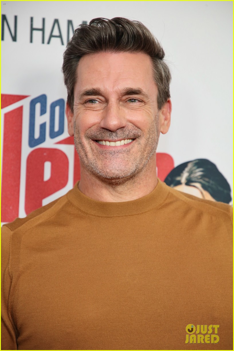 Jon Hamm Took A Pay Cut So 'Confess, Fletch' Could Complete Filming