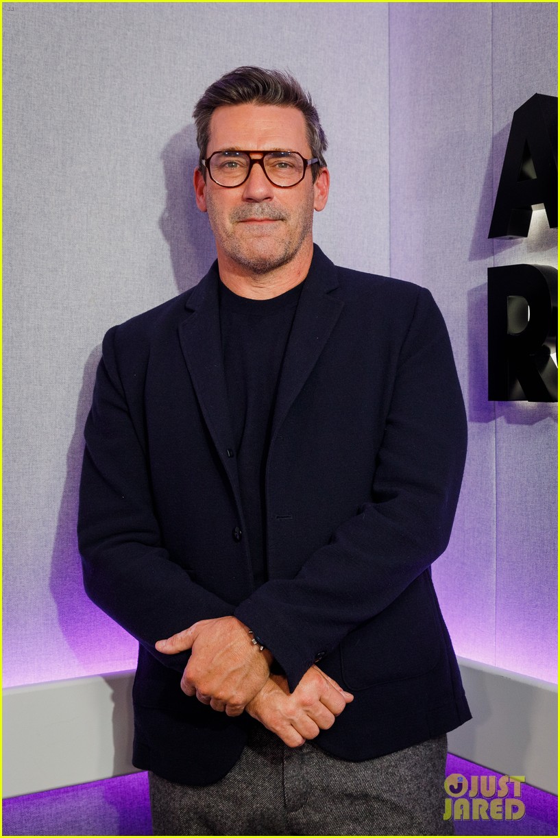 Jon Hamm Took A Pay Cut So 'Confess, Fletch' Could Complete Filming