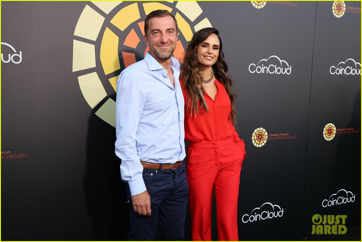 Jordana Brewster & Mason Morfit Get Married With 'Fast & Furious' Cars