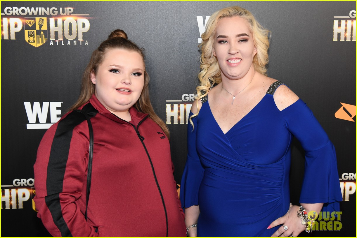 mama june hospitalized after severe headaches 07