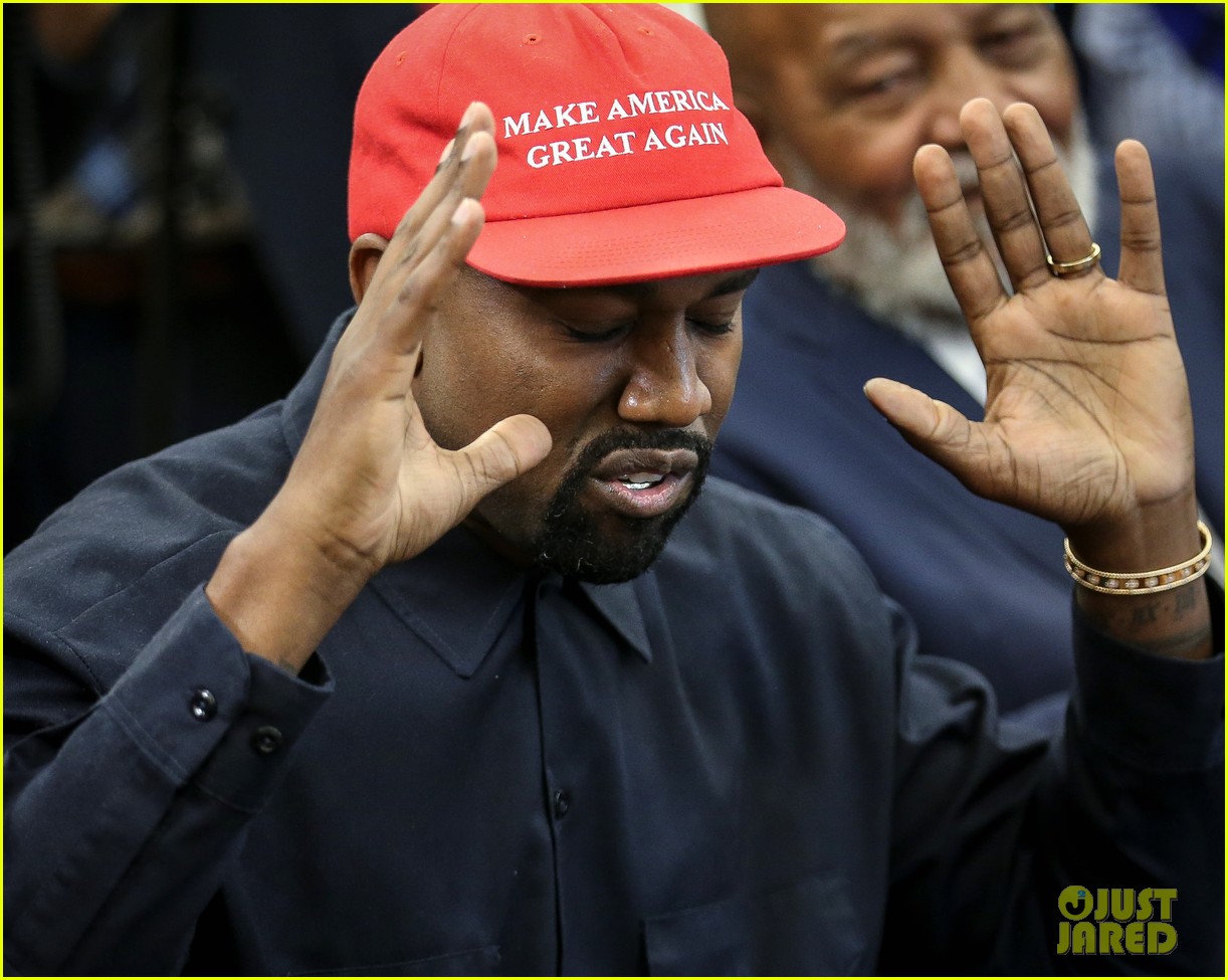 kanye west political ambitions continue 2022 044825261