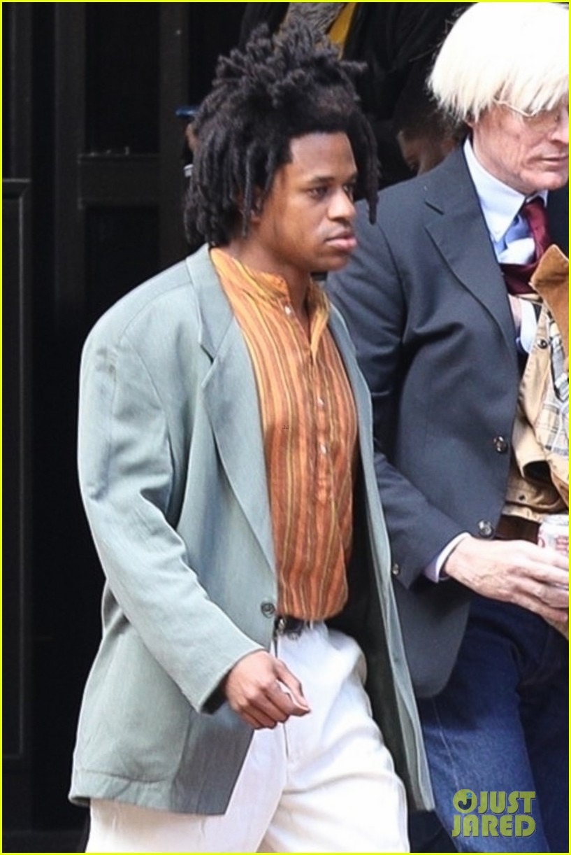 Paul Bettany Rocks A White Wig For 'The Collaboration' Filming With