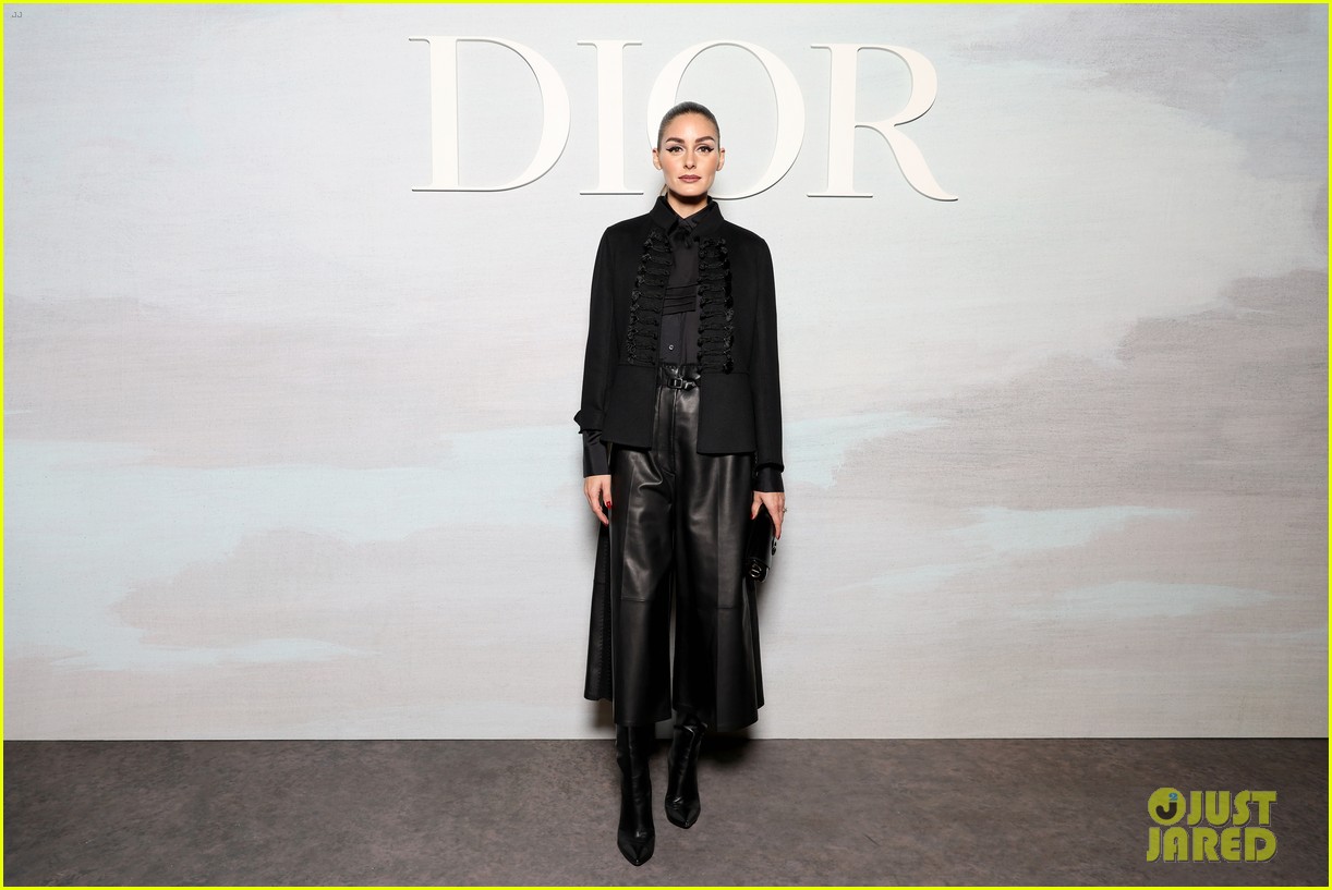 natalie portman more attend dior fashion show paris 13